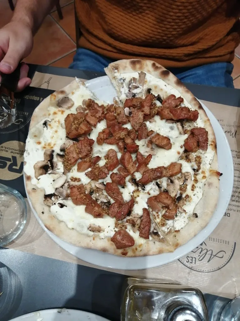 Floriane. B_Les Alizés_Mûrs-Erigné_review