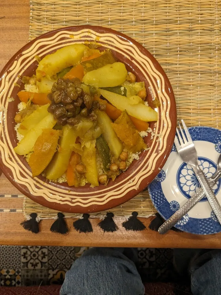 Menu_UP DOWN restaurant_Kbira_image_1