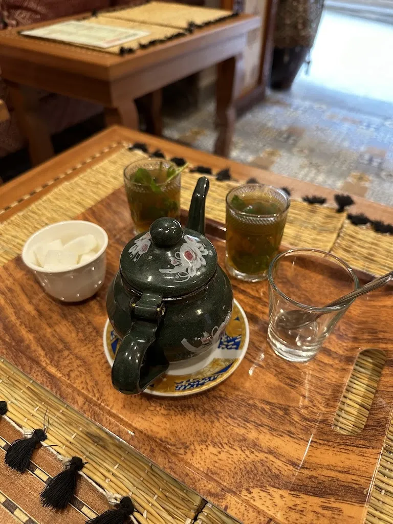 Konrad Golęba_UP DOWN restaurant_Kbira_review