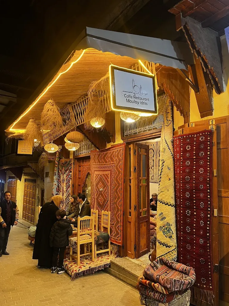 UP DOWN restaurant_Kbira_slider_image_1