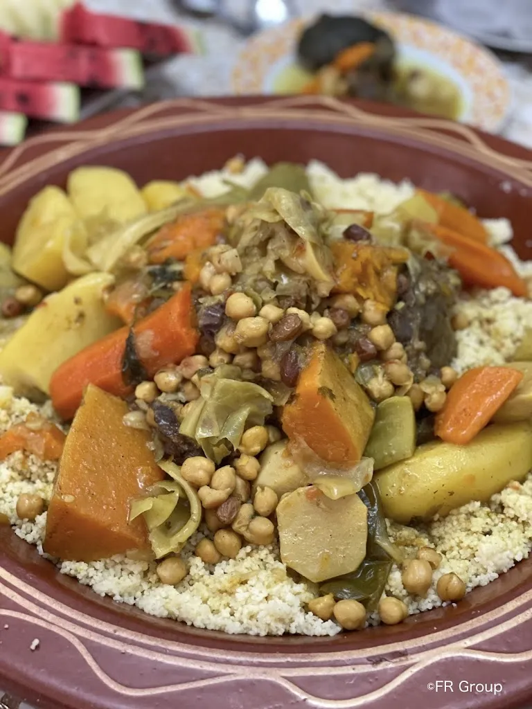 UP DOWN restaurant_Kbira_slider_image_2