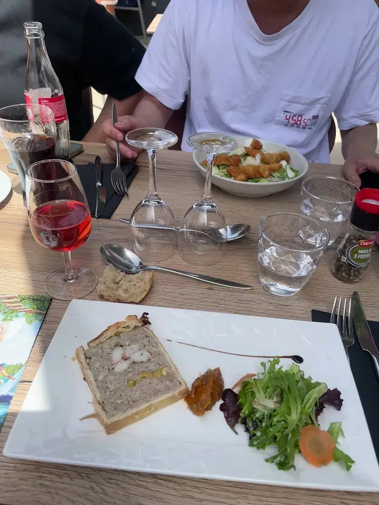 Restaurant Mille Saveurs_Sainte-Gemme-la-Plaine_slider_image_2