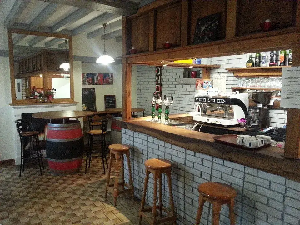 Restaurant La Chaumière_Neuville-sur-Sarthe_slider_image_1