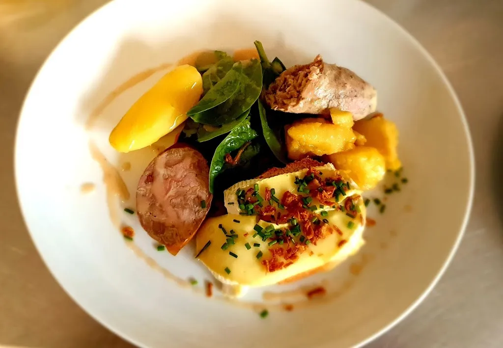 Menu_Les Crins Dores_Neuville-sur-Sarthe_image_1