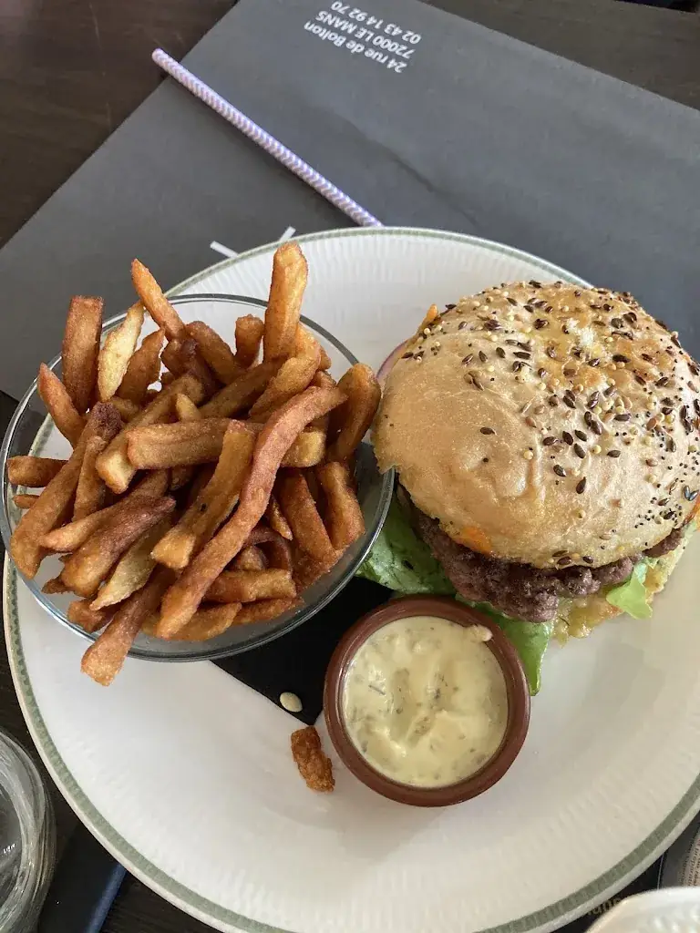 Laura Bertin_O'resto Du Golf_Mulsanne_review