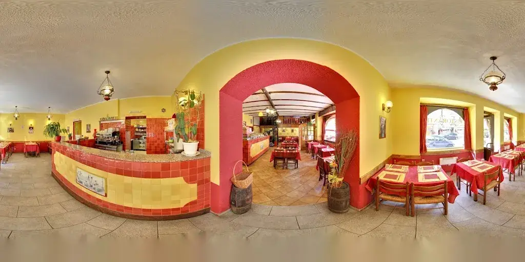 Pulcinella restaurant in Fourneaux