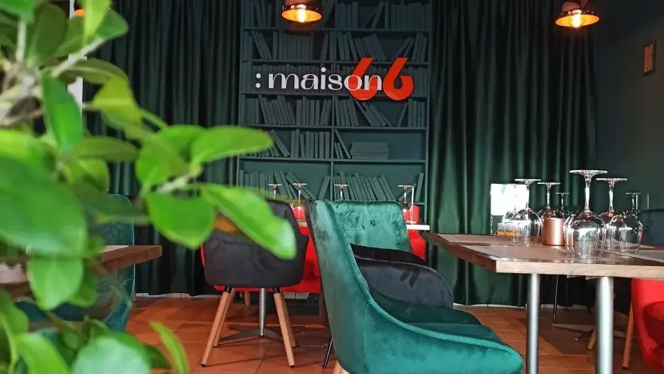 :Maison66_Lausanne_slider_image_1