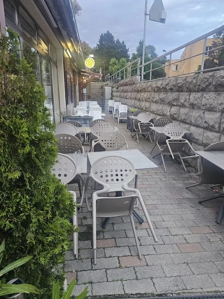 Relais du Grand Mont restaurant in Mont-sur-Lausanne