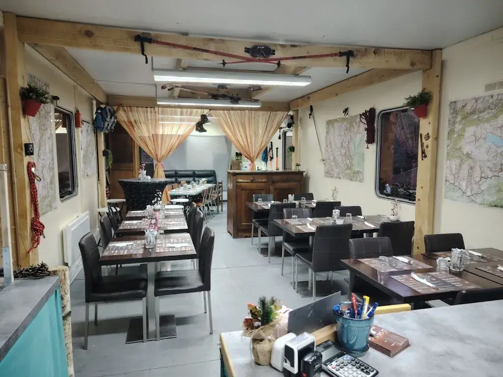 La Table Des Combes_Modane_slider_image_1