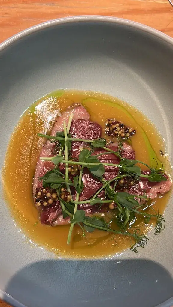 María José Gil_Le Reflet_Nantes_review