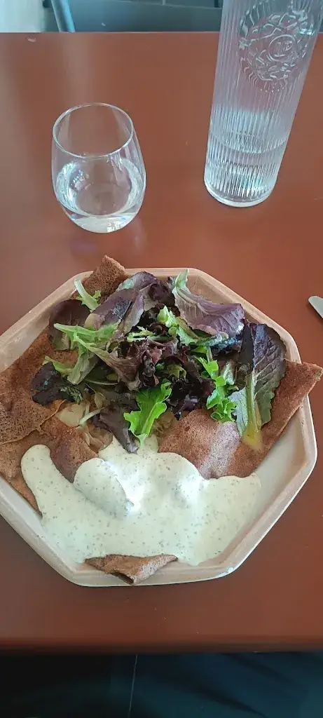 guillaume tacail_gari garette — restaurant bar culturel_Nort-sur-Erdre_review