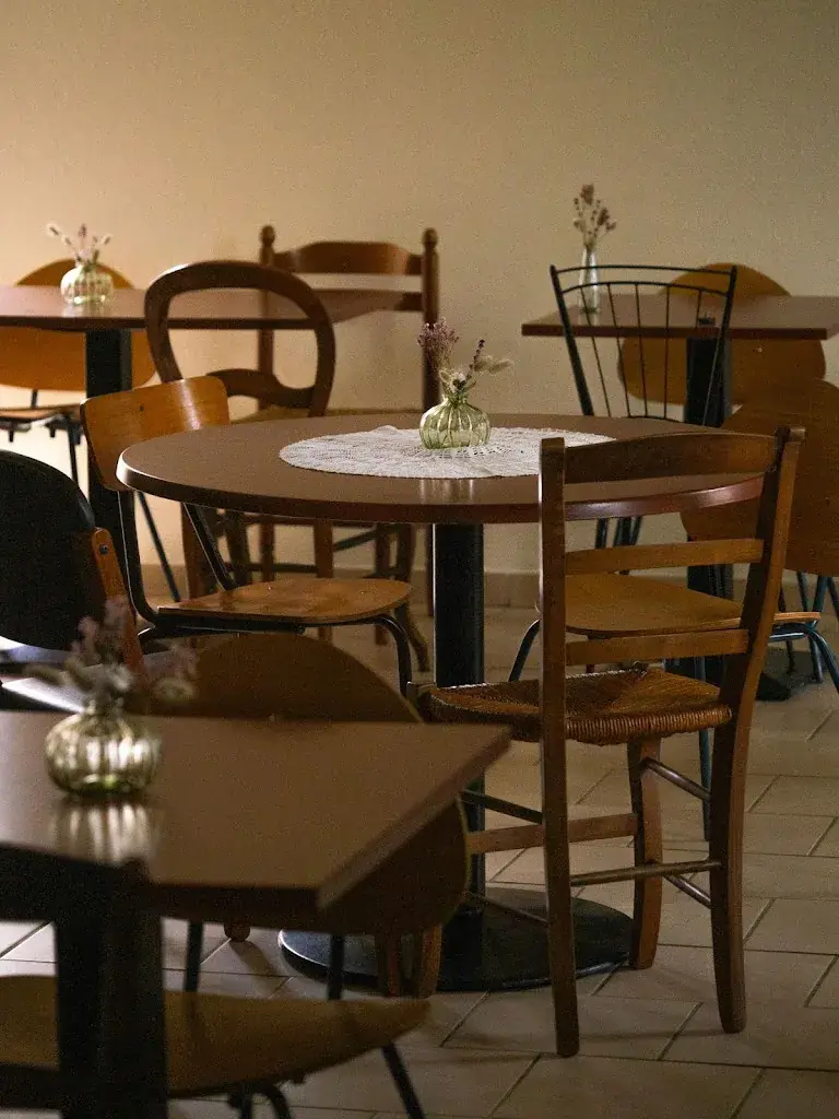 gari garette — restaurant bar culturel restaurant in Nort-sur-Erdre