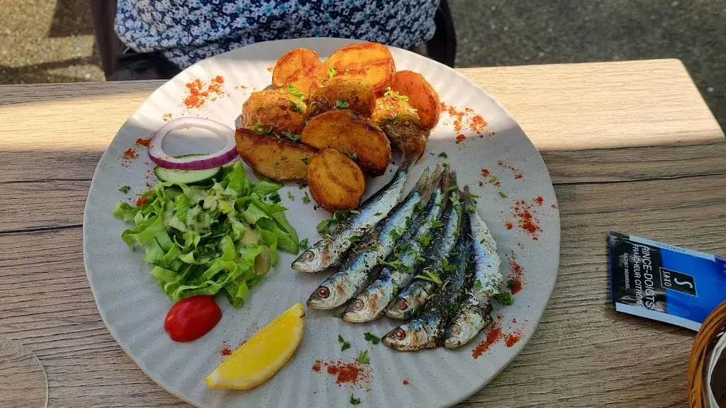 Elisabeth Ferron_L’ODYSSÉE_Notre-Dame-de-Monts_review