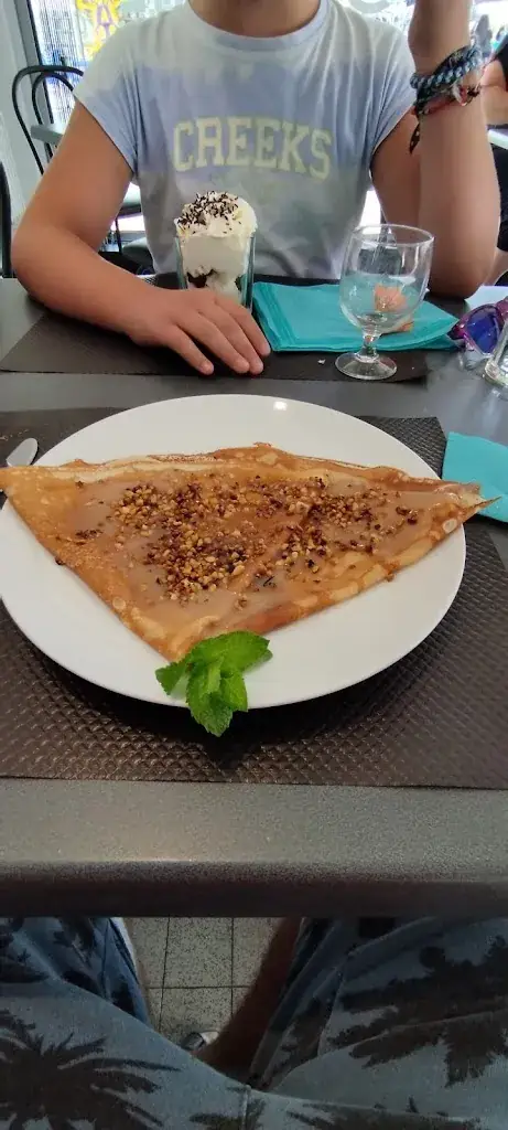 Sébastien Grivat_Crêperie les Trois Monts_Notre-Dame-de-Monts_review