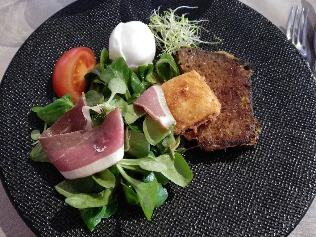 Le Relais des Biches_Nuaillé_slider_image_2