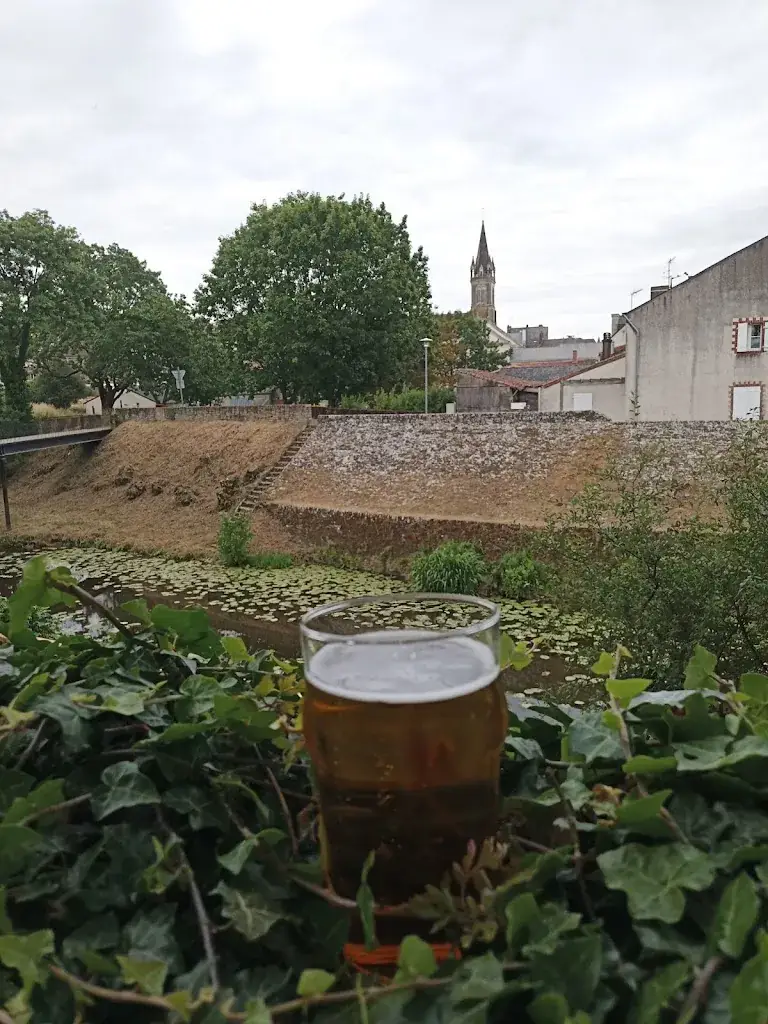 Jl Lenoir_Le Café du Hâvre_Oudon_review