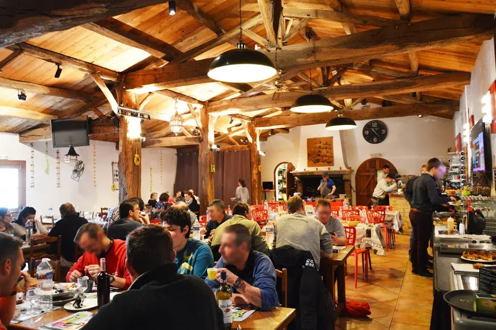 Restaurant des 5 Routes restaurant in Paulx