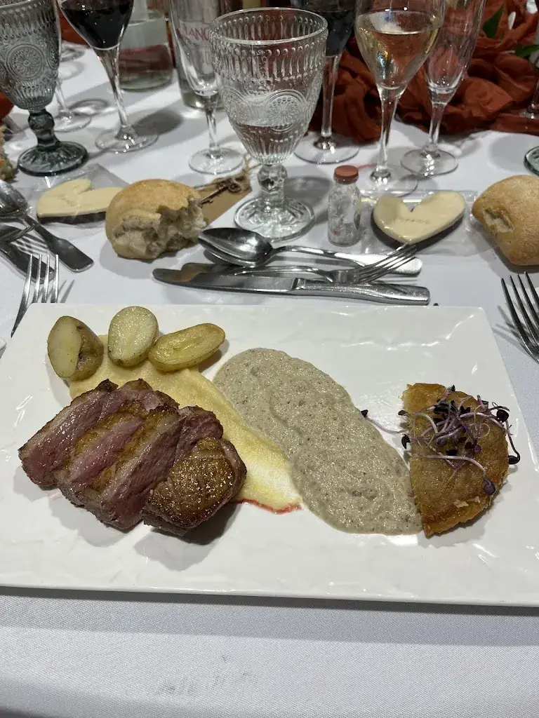 Virginie BEZIER_Le Saint Laurent_Petit-Mars_review