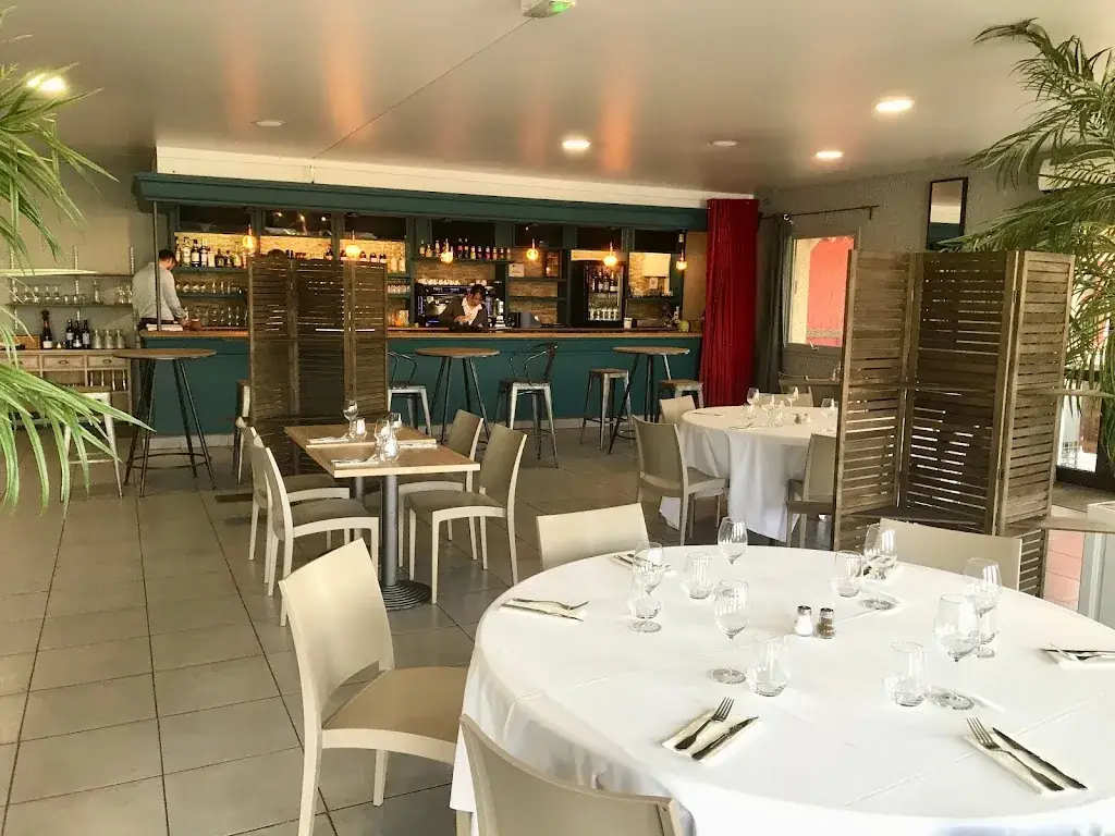 Le Saint Laurent restaurant in Petit-Mars