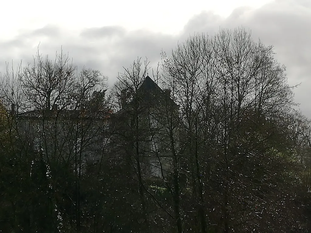 Le Pot Bleu restaurant in Pissotte