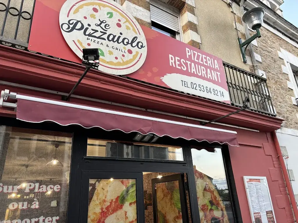 Le Pizzaiolo Pizzeria Plessé restaurant in Plessé
