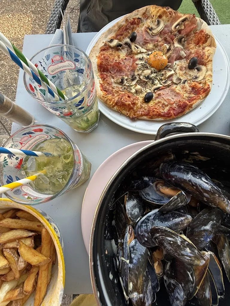 Coralie Dufourd_L'île du Mets_Piriac-sur-Mer_review