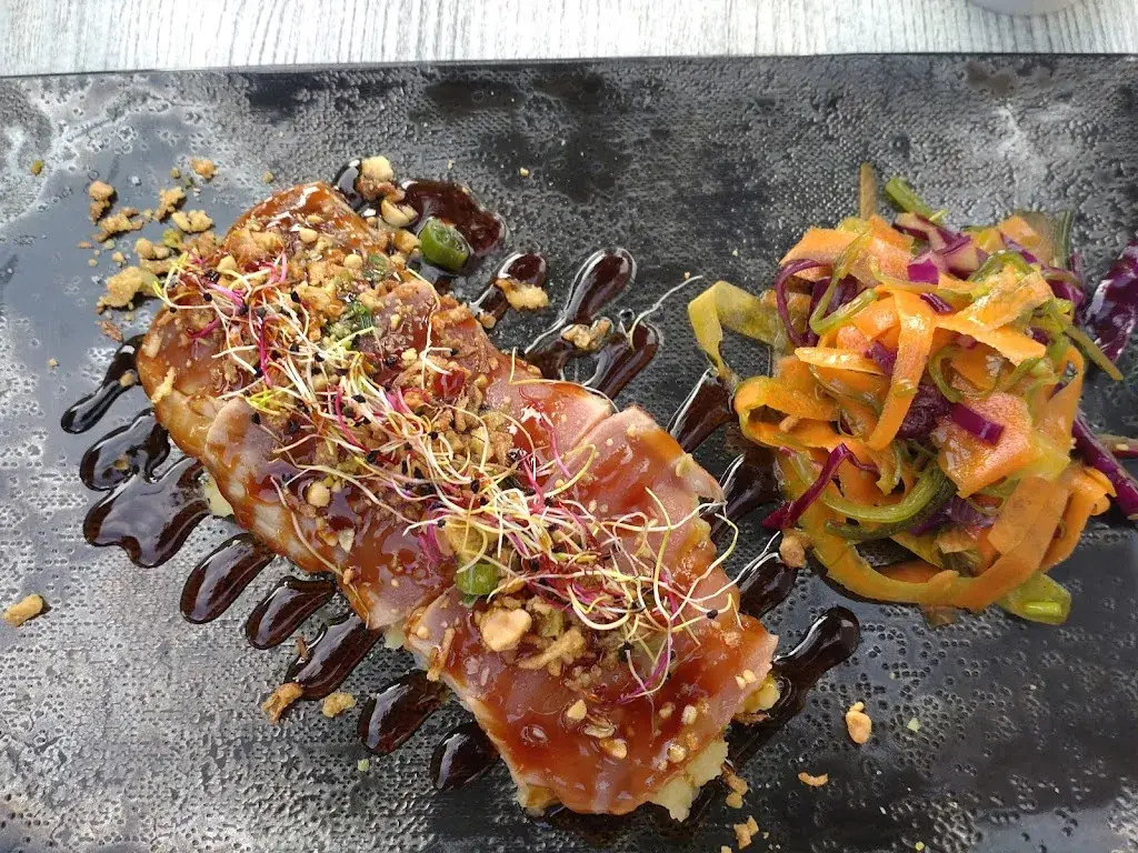 nounours delyoncésar_Le Phare 1852_Piriac-sur-Mer_review