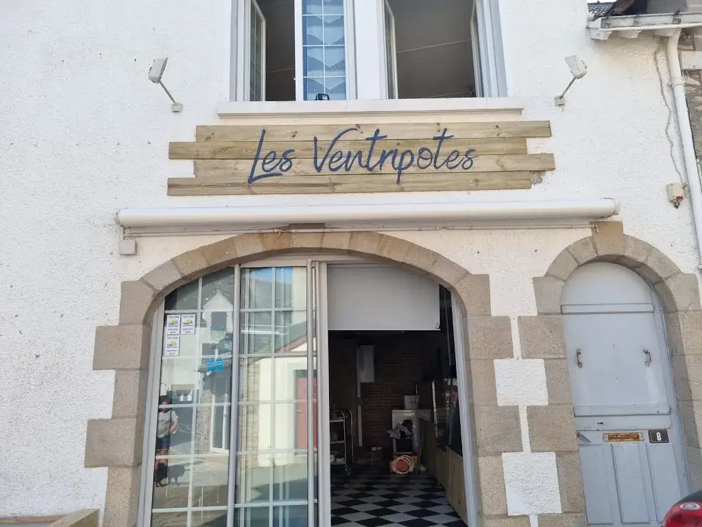 Diana Koshimova_Les Ventripotes_Piriac-sur-Mer_review