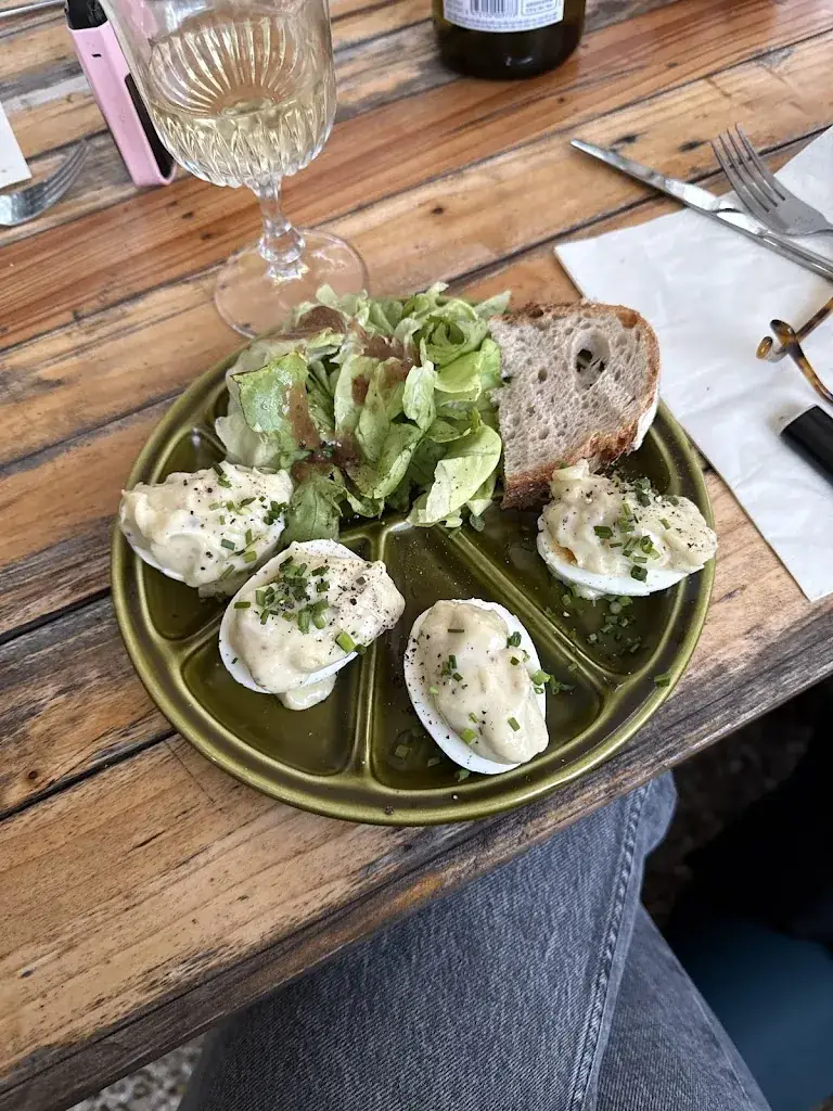 Mila Chellat_Pique-Assiette_Piriac-sur-Mer_review