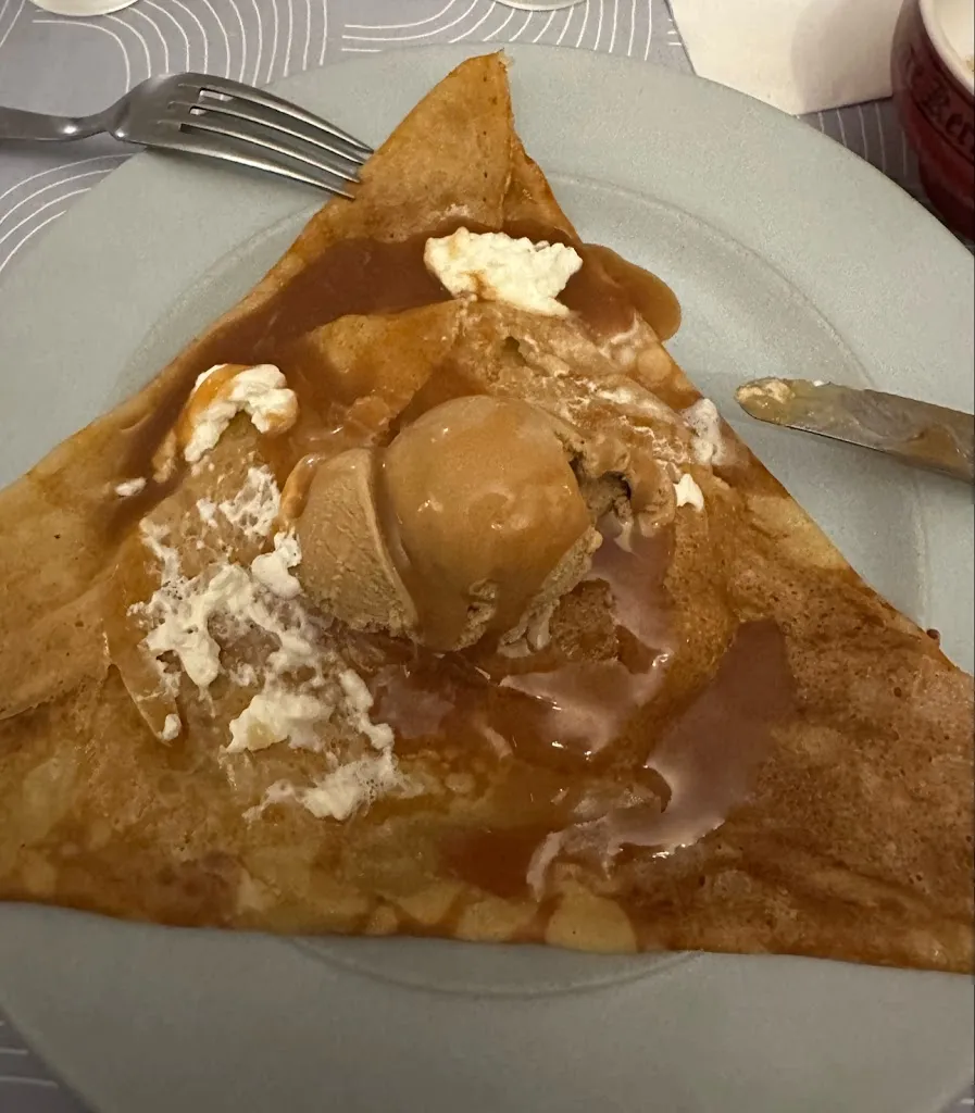 Gherghelejiu Diana_Crêperie de Keroman_Piriac-sur-Mer_review