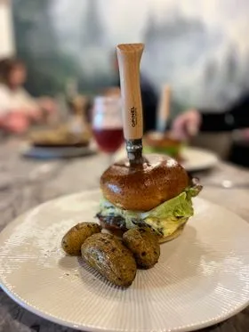 L'Authentique La Norma-Restauration sur place ou à emporter_Villarodin-Bourget_slider_image_2