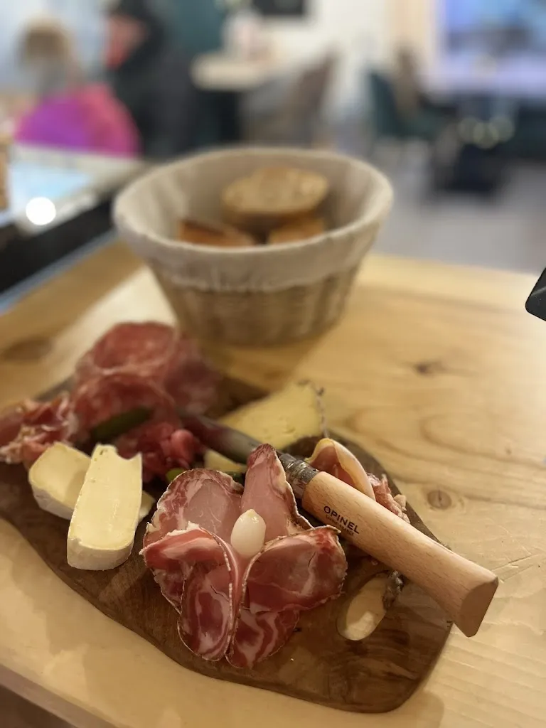 L'Authentique La Norma-Restauration sur place ou à emporter_Villarodin-Bourget_slider_image_3