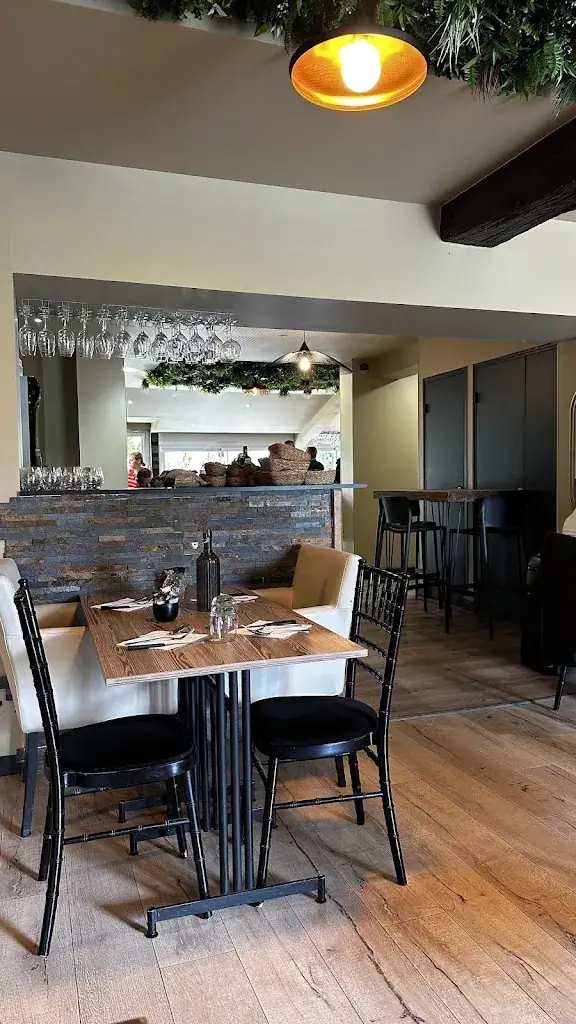 La Touche Finale_Touche_slider_image_2