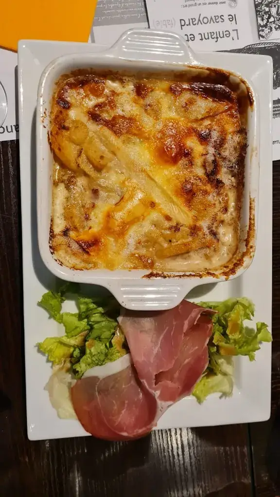 Thaisa Klafke_Le Tao Bar Restaurant_Villarodin-Bourget_review