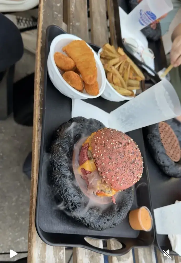 Alpha JoBz_Cosmos Burger_Orvault_review