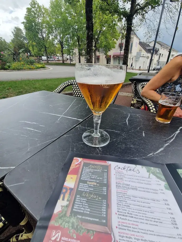 Glyn Jones_Café Pépone_Orvault_review