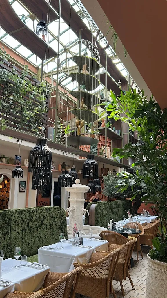 Le Mas des Oliviers restaurant in Saint-Herblain