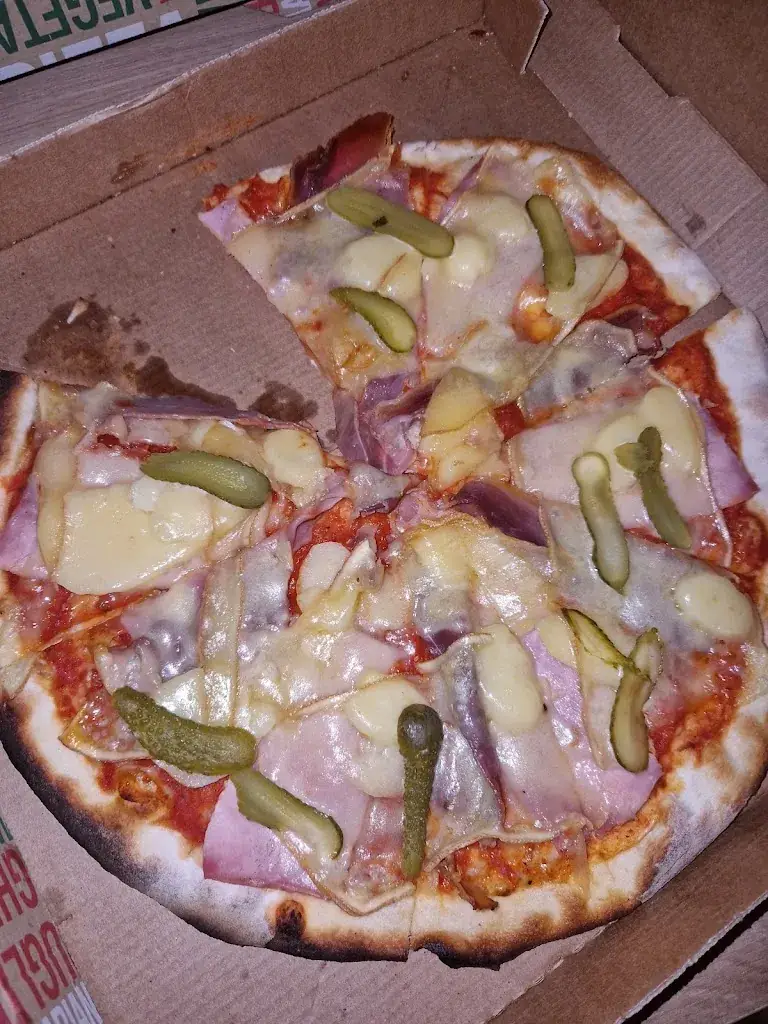 Pizzapresto_Modane_slider_image_3