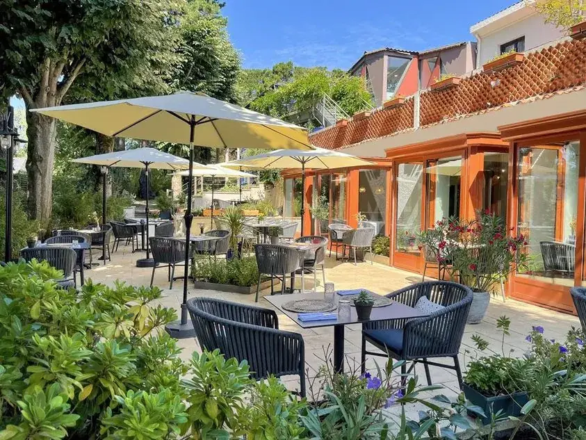 Quintessia Hôtel & Spa - Nantes Orvault restaurant in Orvault