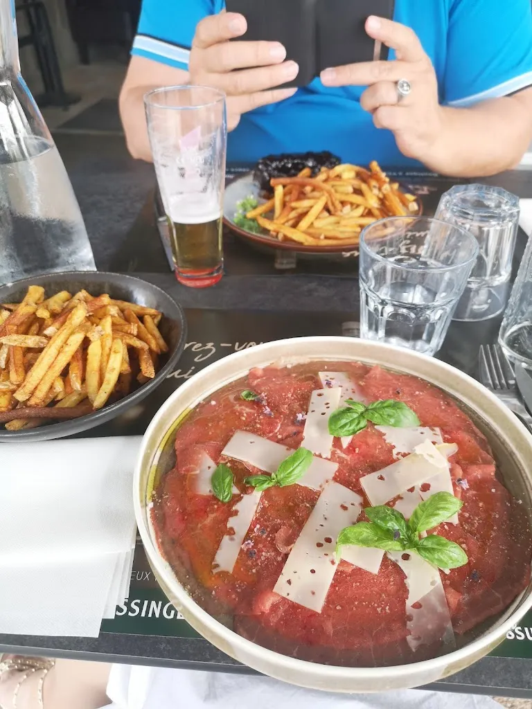 Sabrina P._Bistrot de la Place_Neulise_review