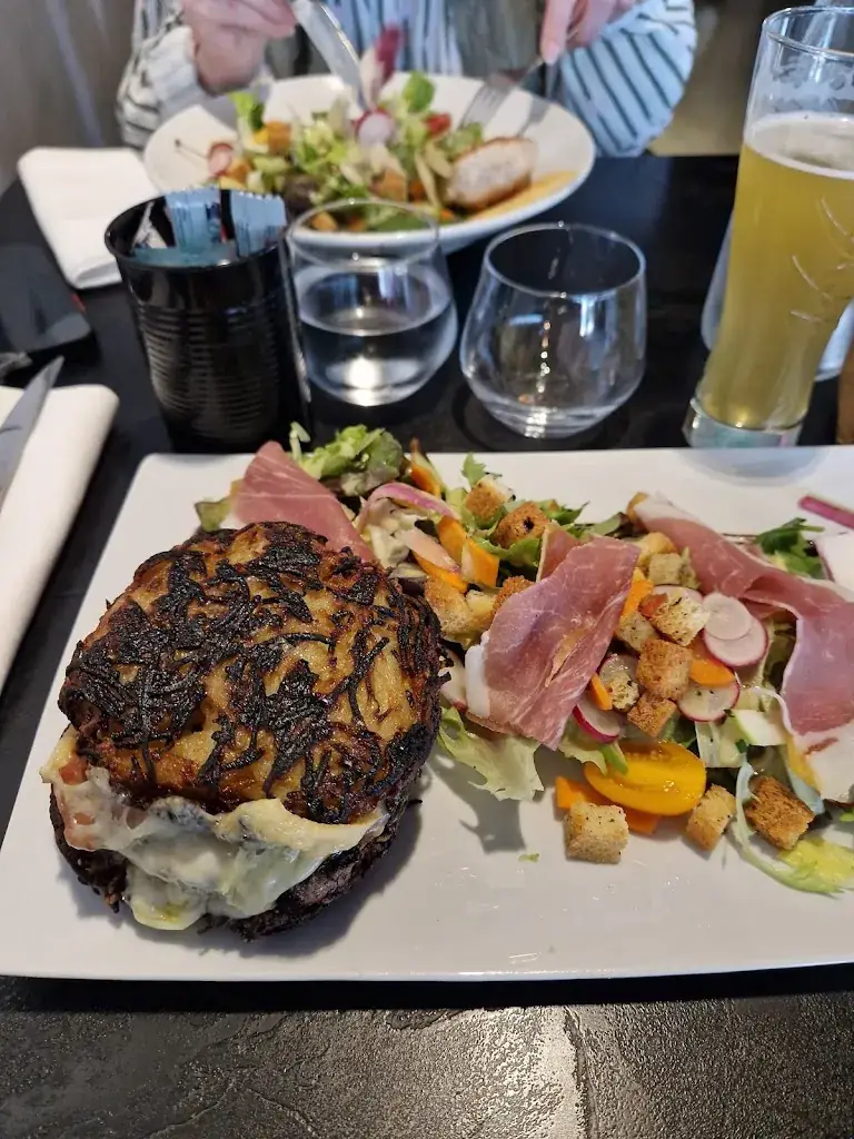 Bar Restaurant Quartier Libre_Andrézieux-Bouthéon_slider_image_3