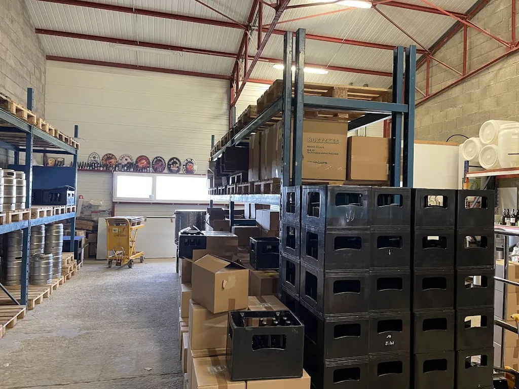 Brasserie Cousin restaurant in 53140