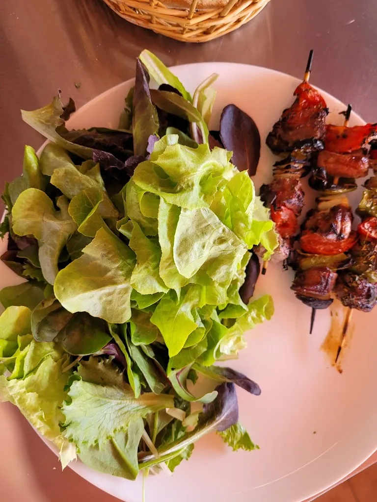 Baraka La Guinguette pizzeria pizza_Neulise_slider_image_2