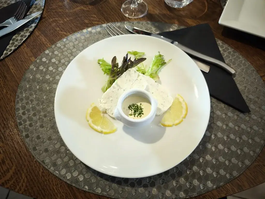 valentin maudet_La Grange_Remouillé_review