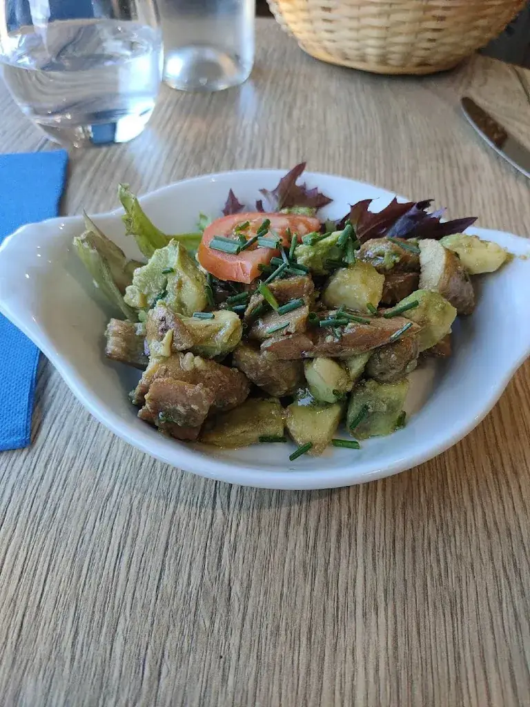 Frédéric ATTHAR_Au QG Restaurant de Village_Quelaines-Saint-Gault_review