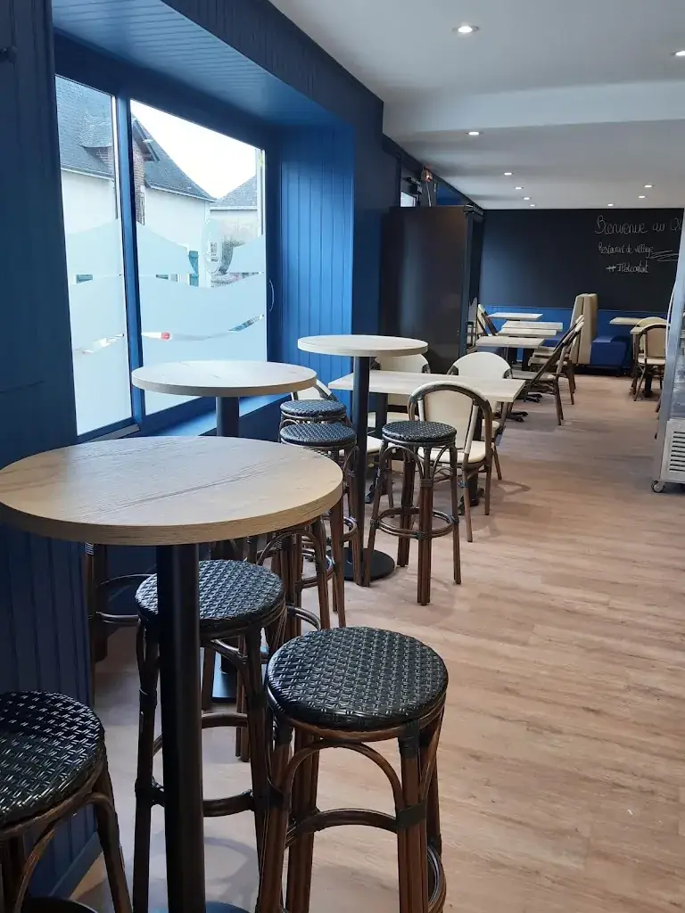 Au QG Restaurant de Village restaurant à Quelaines-Saint-Gault