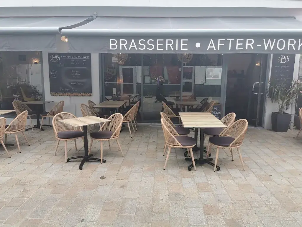 Stephanie Grandjean_Le Bis_Pornichet_review