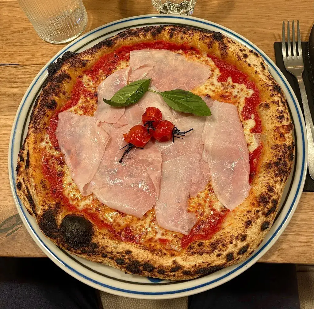 Georgitta Trattoria_Pornichet_slider_image_3