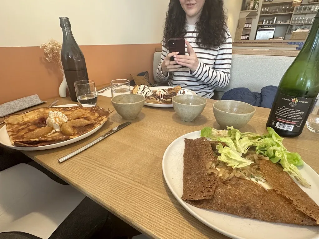 Paul Keir_Les Années Folles - Crêperie_Pornichet_review