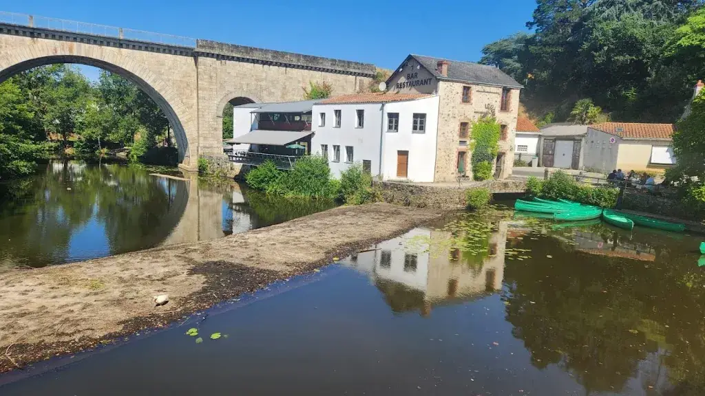 Georges Proux_Restaurant Le Moulin Rocheservière -_Rocheservière_recensione